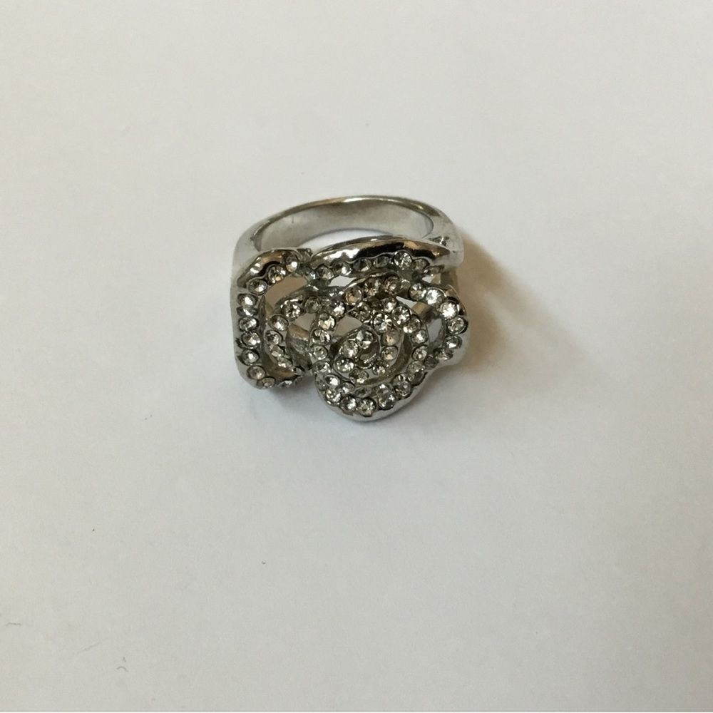 ✅ 2/$10 ✅ High Quality Genuine Crystal Silver Ring Alloy, Silver Crystal - Picture 7 of 8